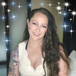 Meet your Posher, Stefanie